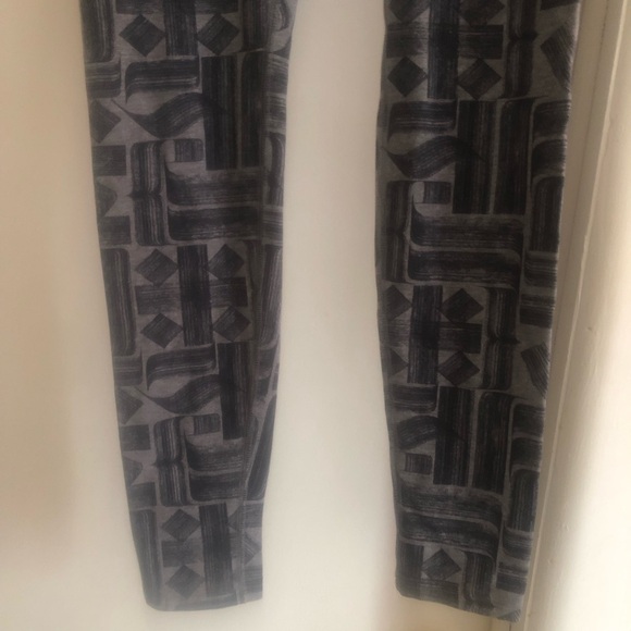 ❤️Nike Just Do It Grey Print Leggings Size S - Picture 4 of 8
